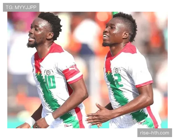 非洲杯再掀争议：关键判罚引球迷与专家激烈讨论