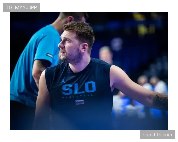 卢卡·东契奇随手一件外套就顶我三个月房租，差距感直接爆表